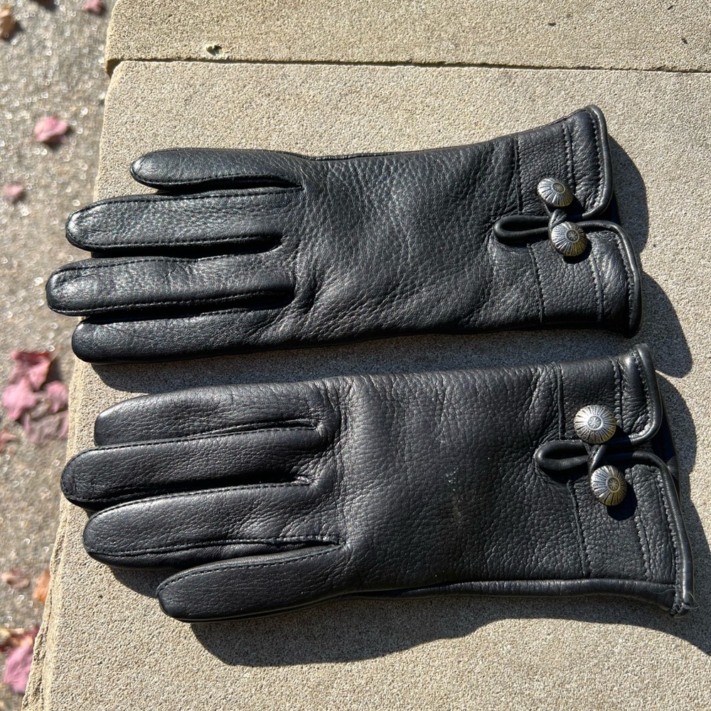 Cire Womens gloves
